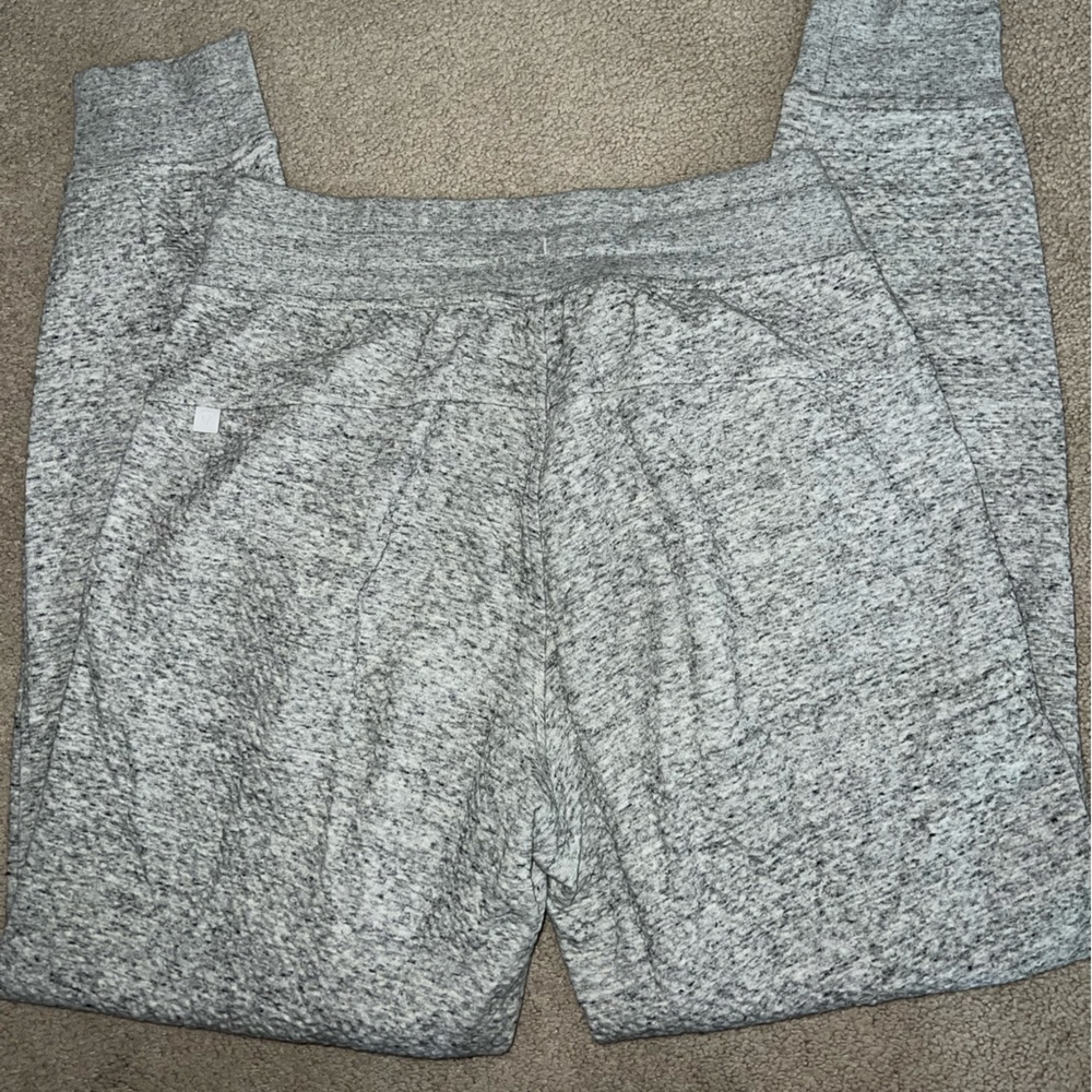 Lulu joggers